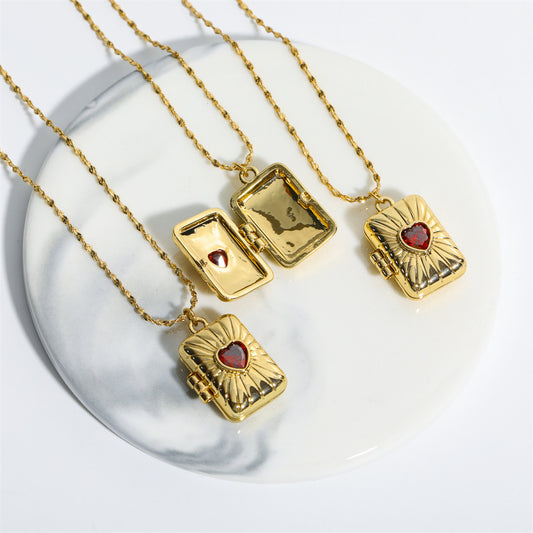 14K Gold Plated Retro Photo Necklace
